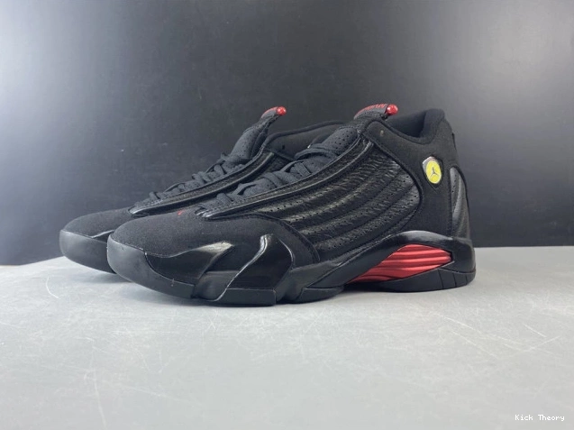 Shot 14 Last Jordan (2018) 487471-003 Retro Air 0701